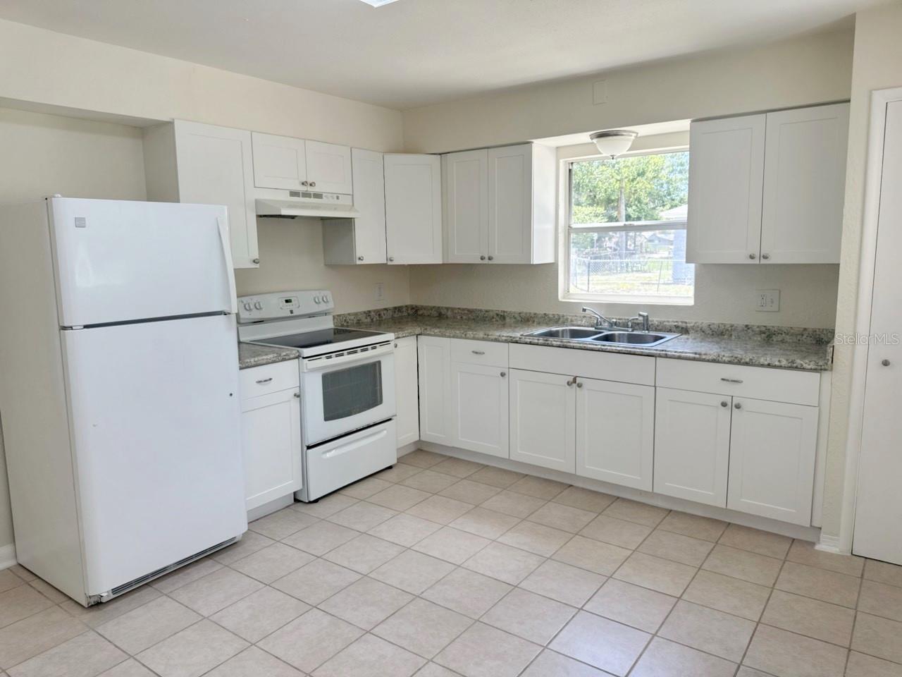 Image 8 of 14 For 4563 18th Avenue S