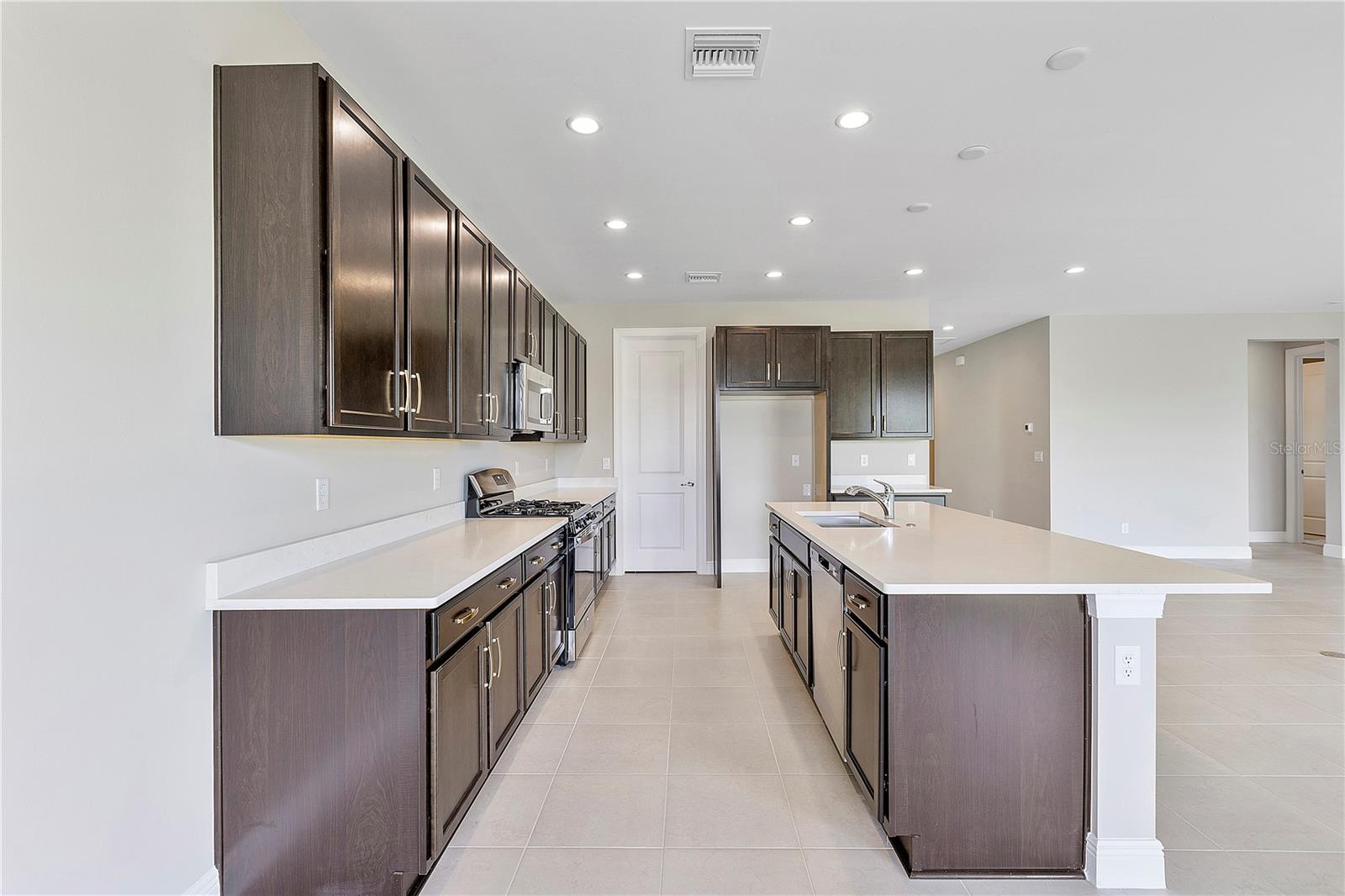 Image 11 of 23 For 44802 Kelsa Anne Loop