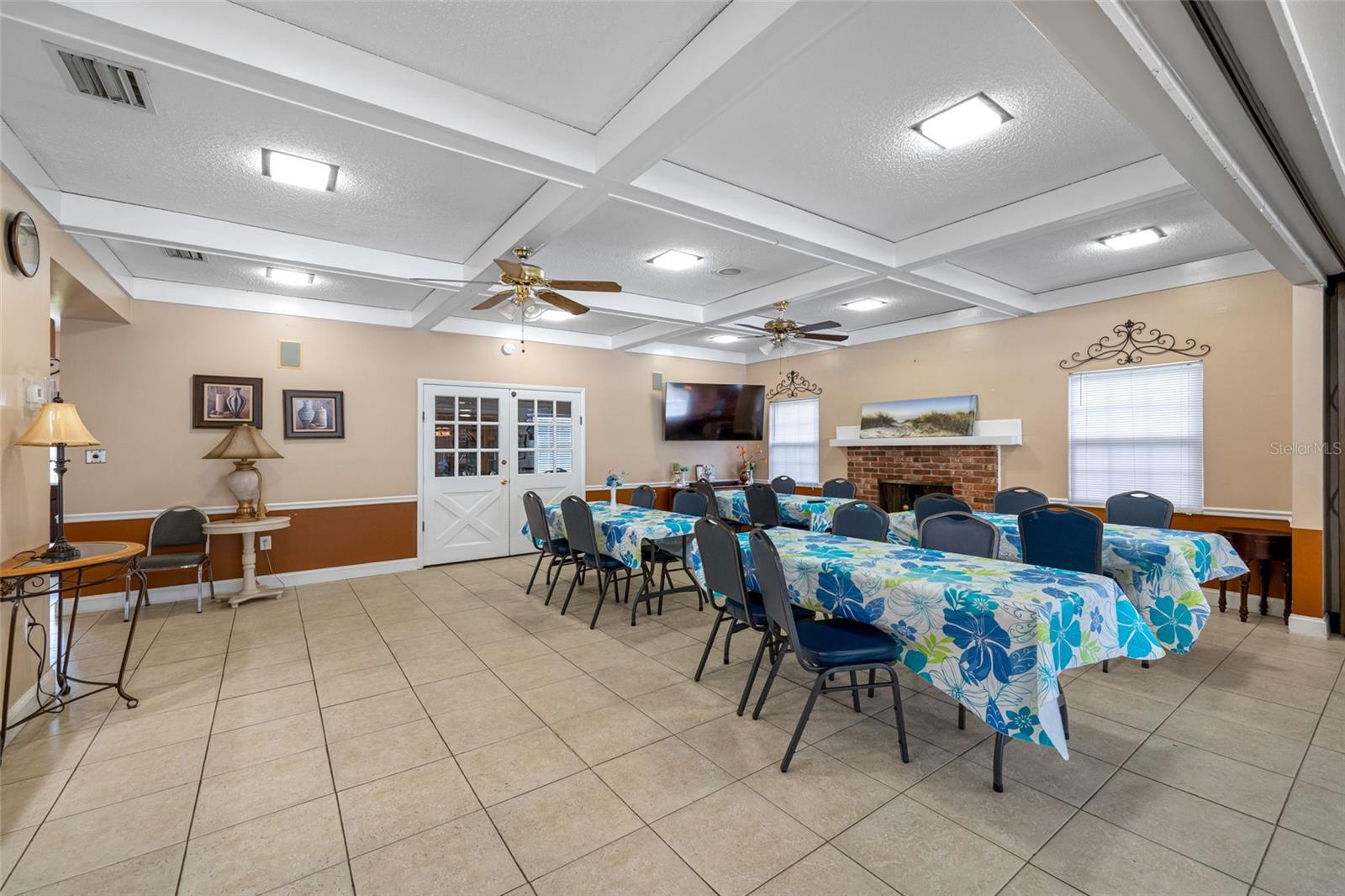 Image 42 of 47 For 4215 Bay Drive 1807b