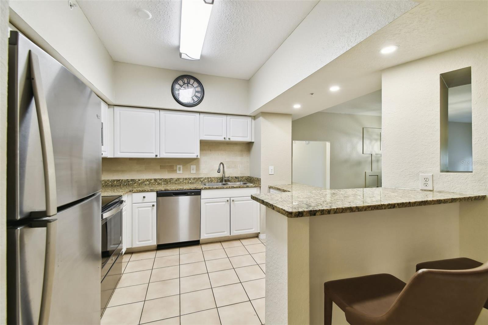 Image 18 of 42 For 504 Armenia Avenue 1329b