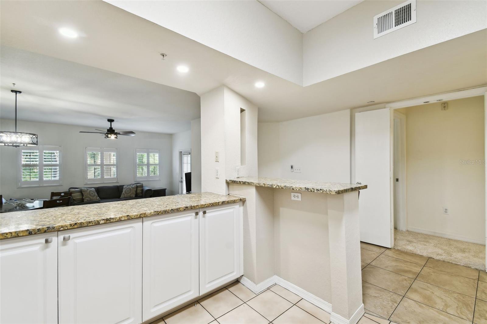 Image 22 of 42 For 504 Armenia Avenue 1329b