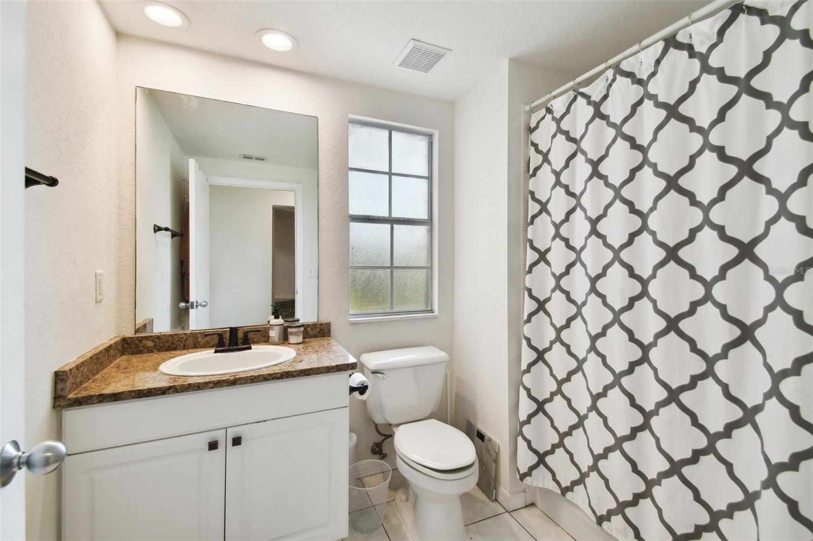 Image 34 of 42 For 504 Armenia Avenue 1329b