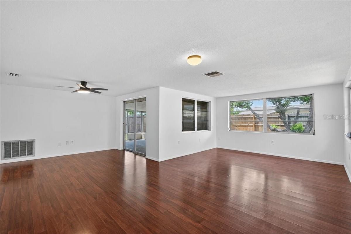 Image 19 of 21 For 7821 Monarda Drive