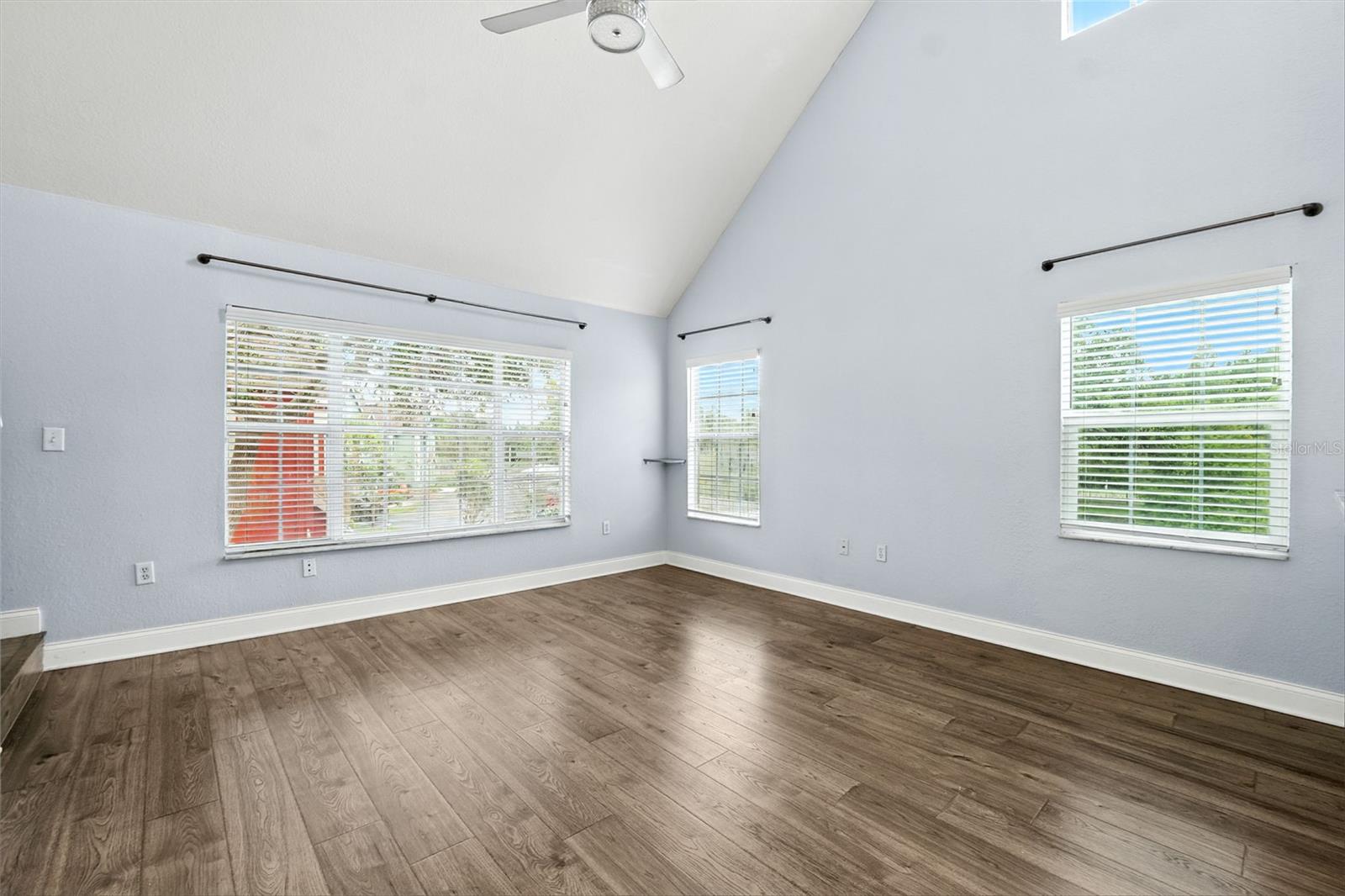 Image 4 of 27 For 9368 Lake Chase Island Way 9368