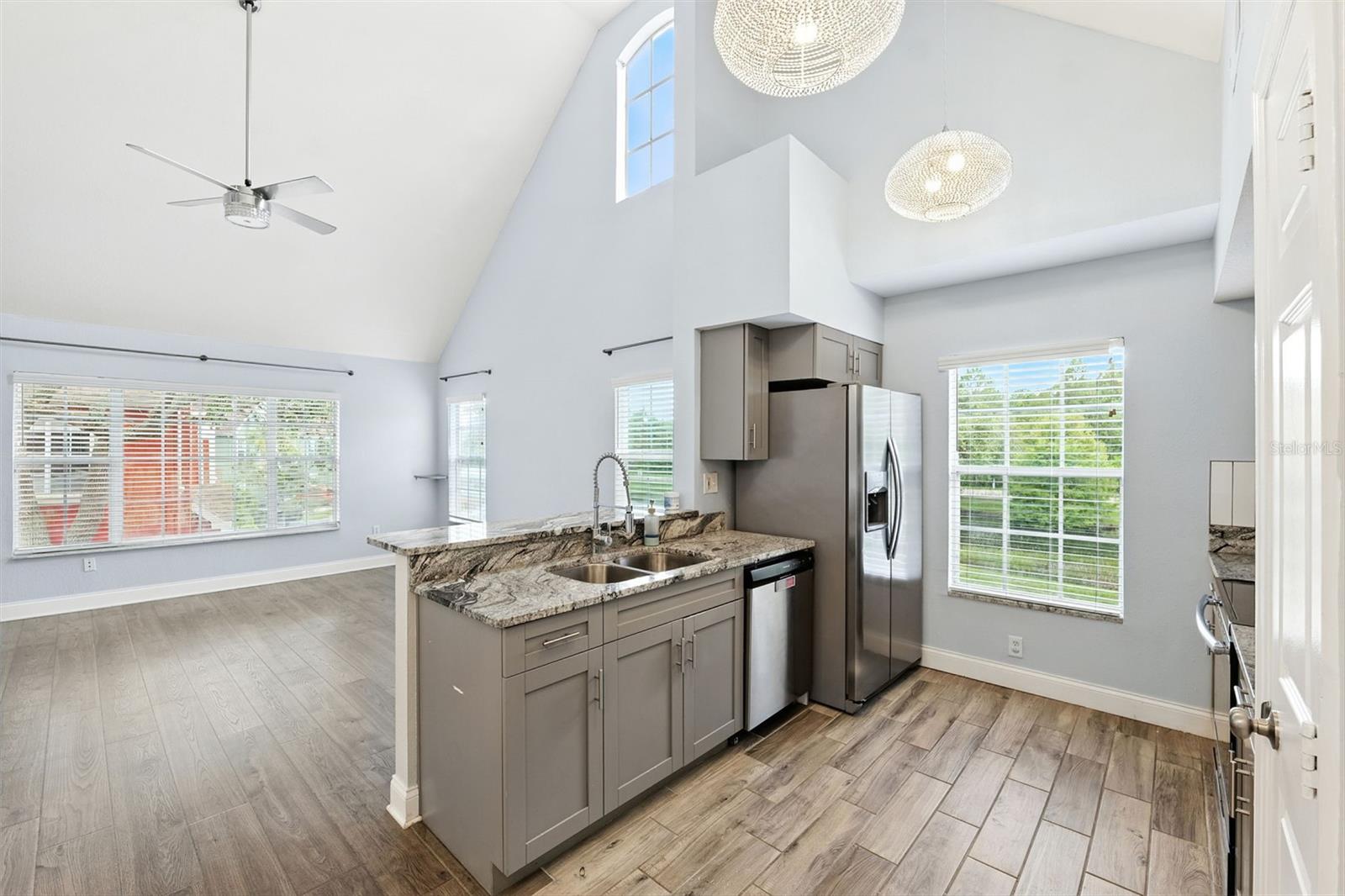 Image 6 of 27 For 9368 Lake Chase Island Way 9368