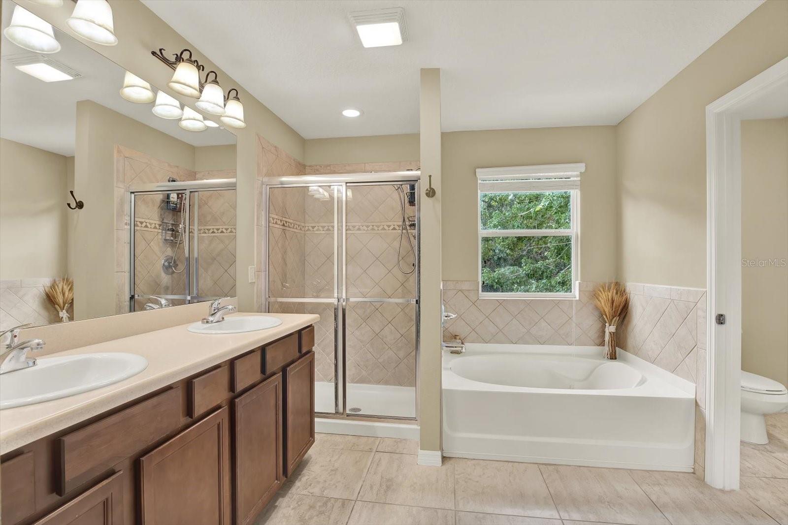 Image 25 of 54 For 27540 Stonecreek Way