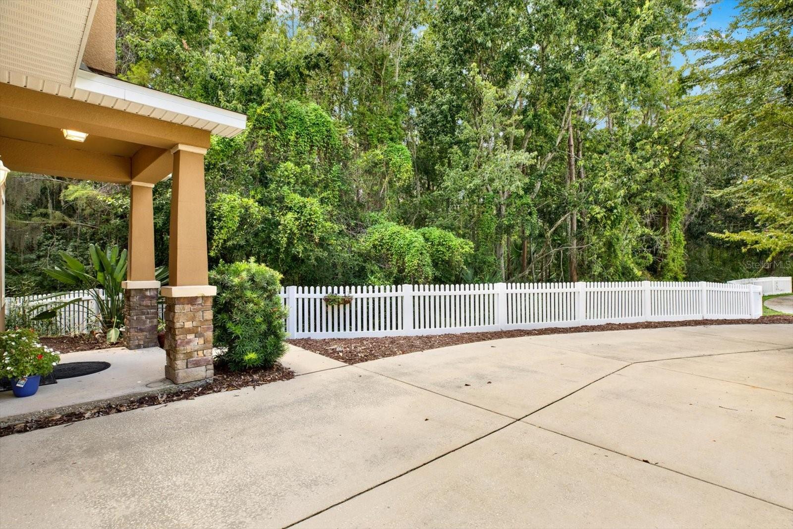 Image 6 of 54 For 27540 Stonecreek Way