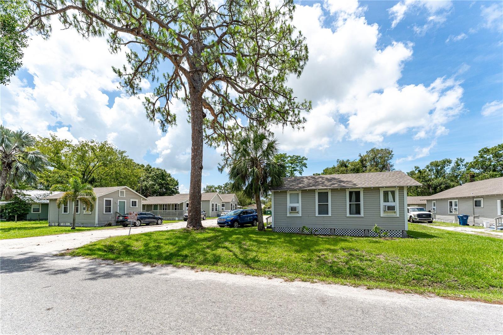 Image 11 of 23 For 2212 32nd Avenue E