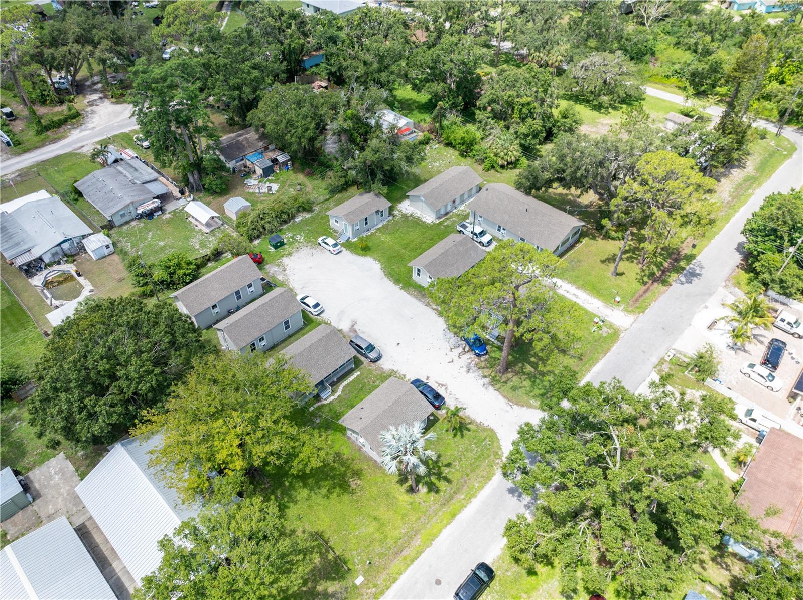 Image 4 of 23 For 2212 32nd Avenue E