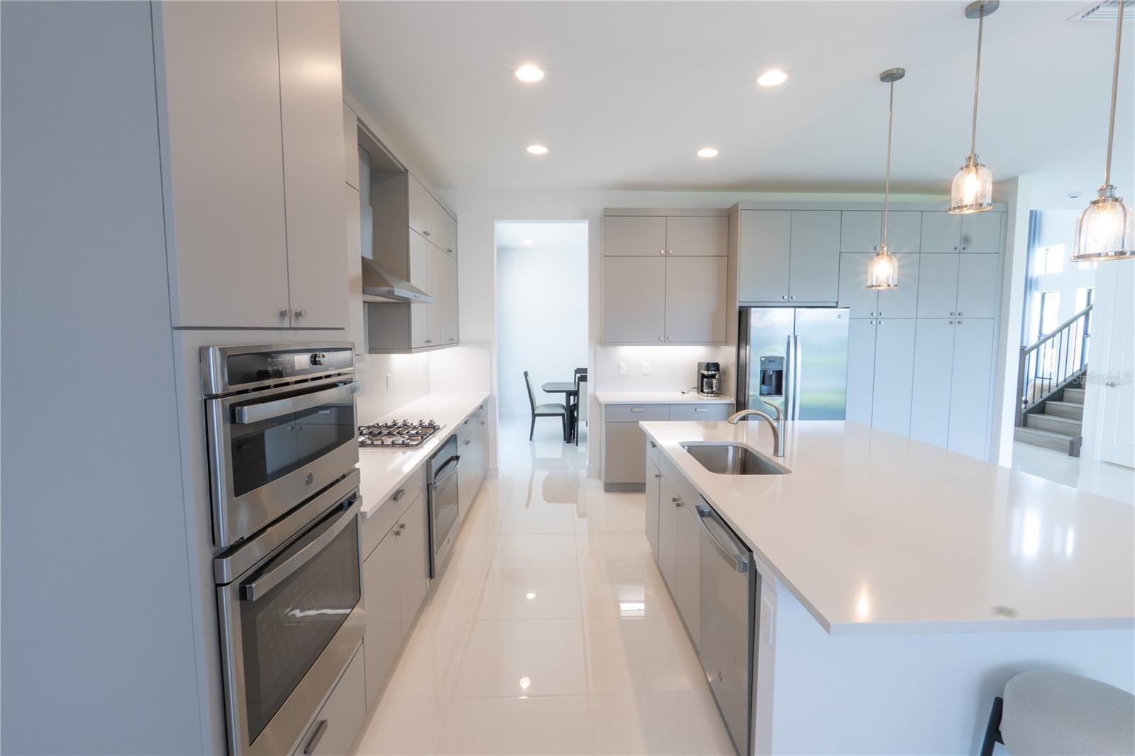 Image 32 of 100 For 12710 Caballo Court