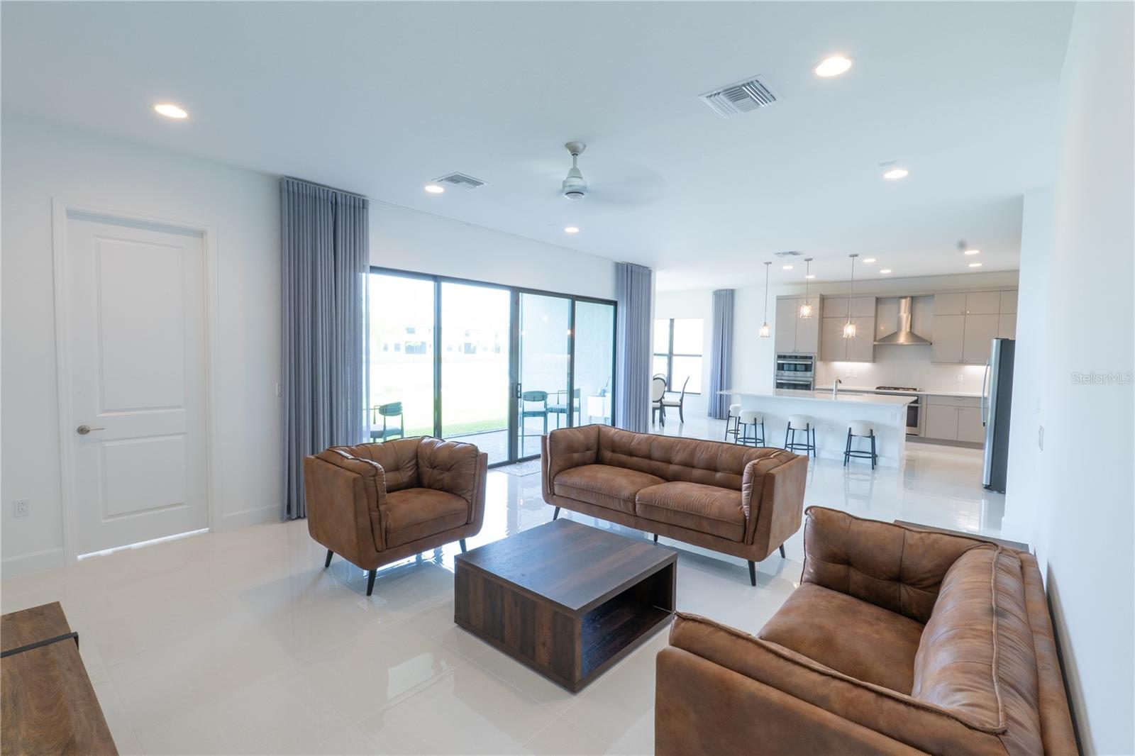 Image 45 of 100 For 12710 Caballo Court