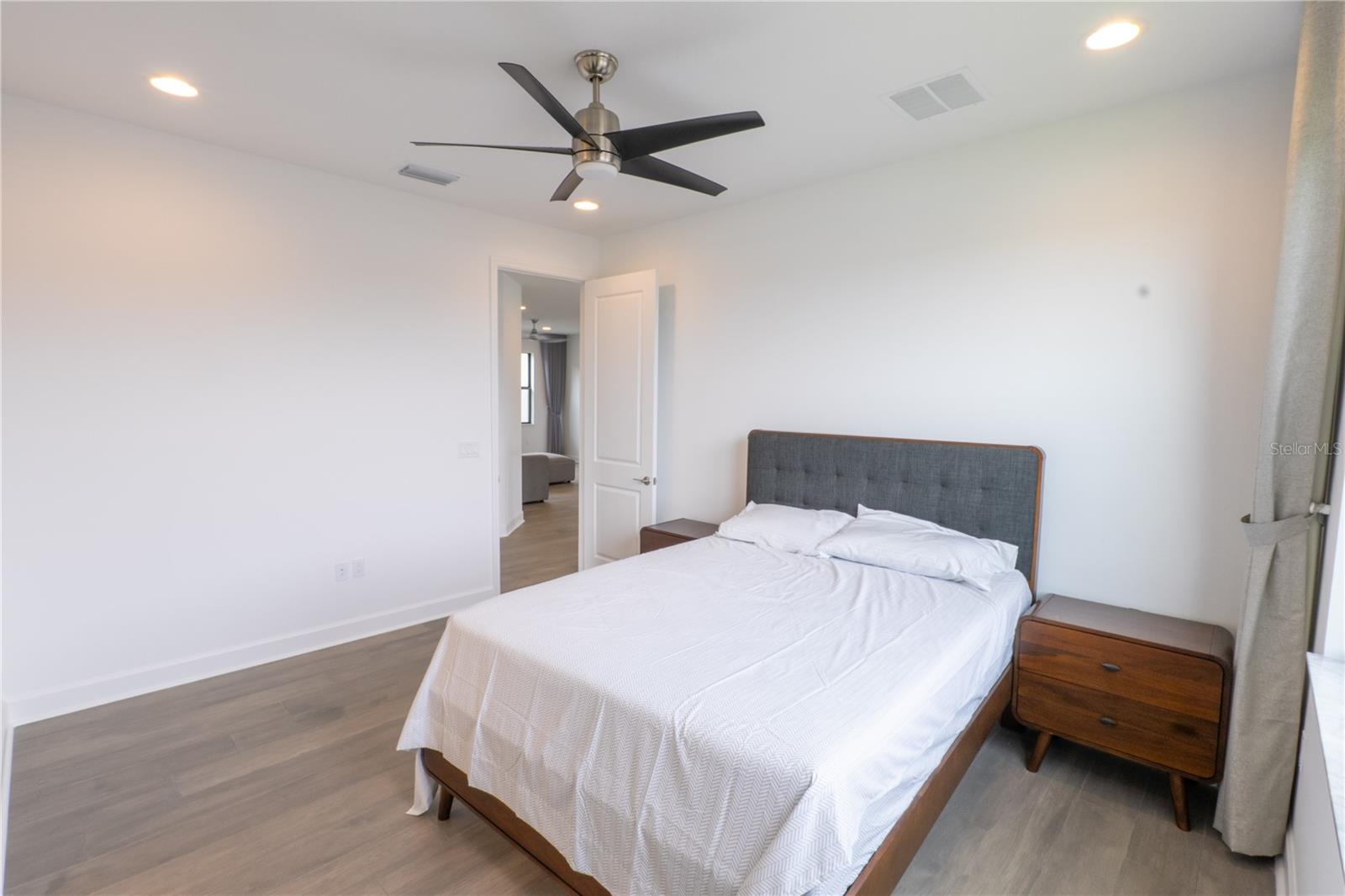 Image 54 of 100 For 12710 Caballo Court