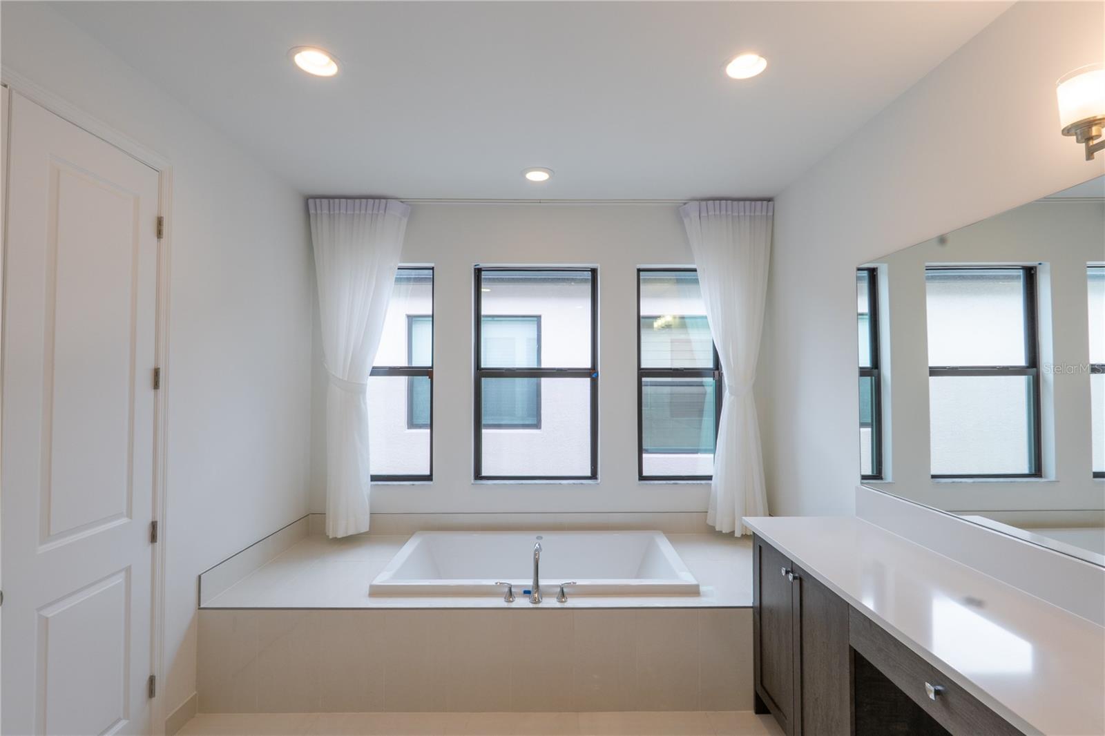 Image 64 of 100 For 12710 Caballo Court