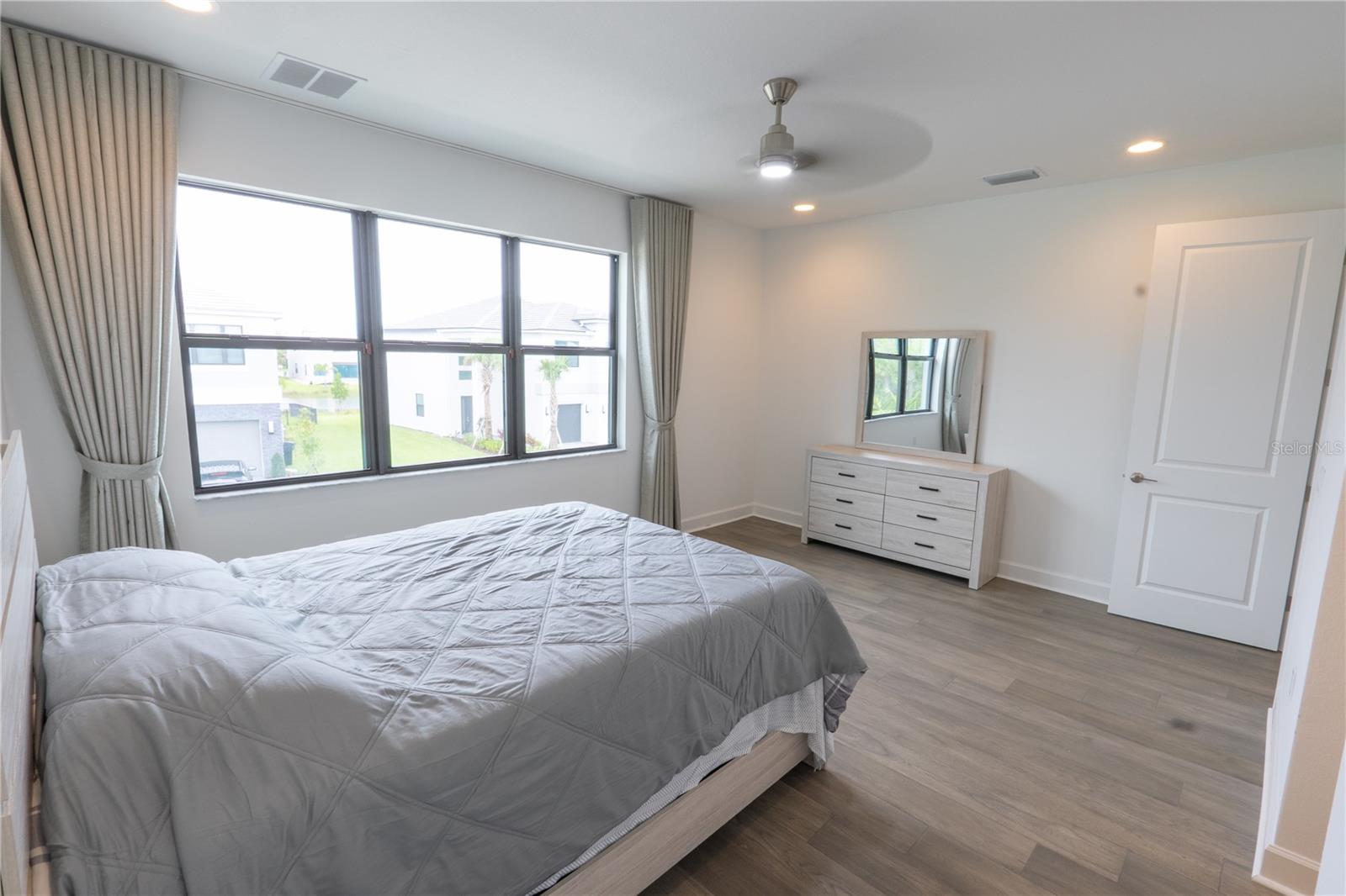 Image 74 of 100 For 12710 Caballo Court