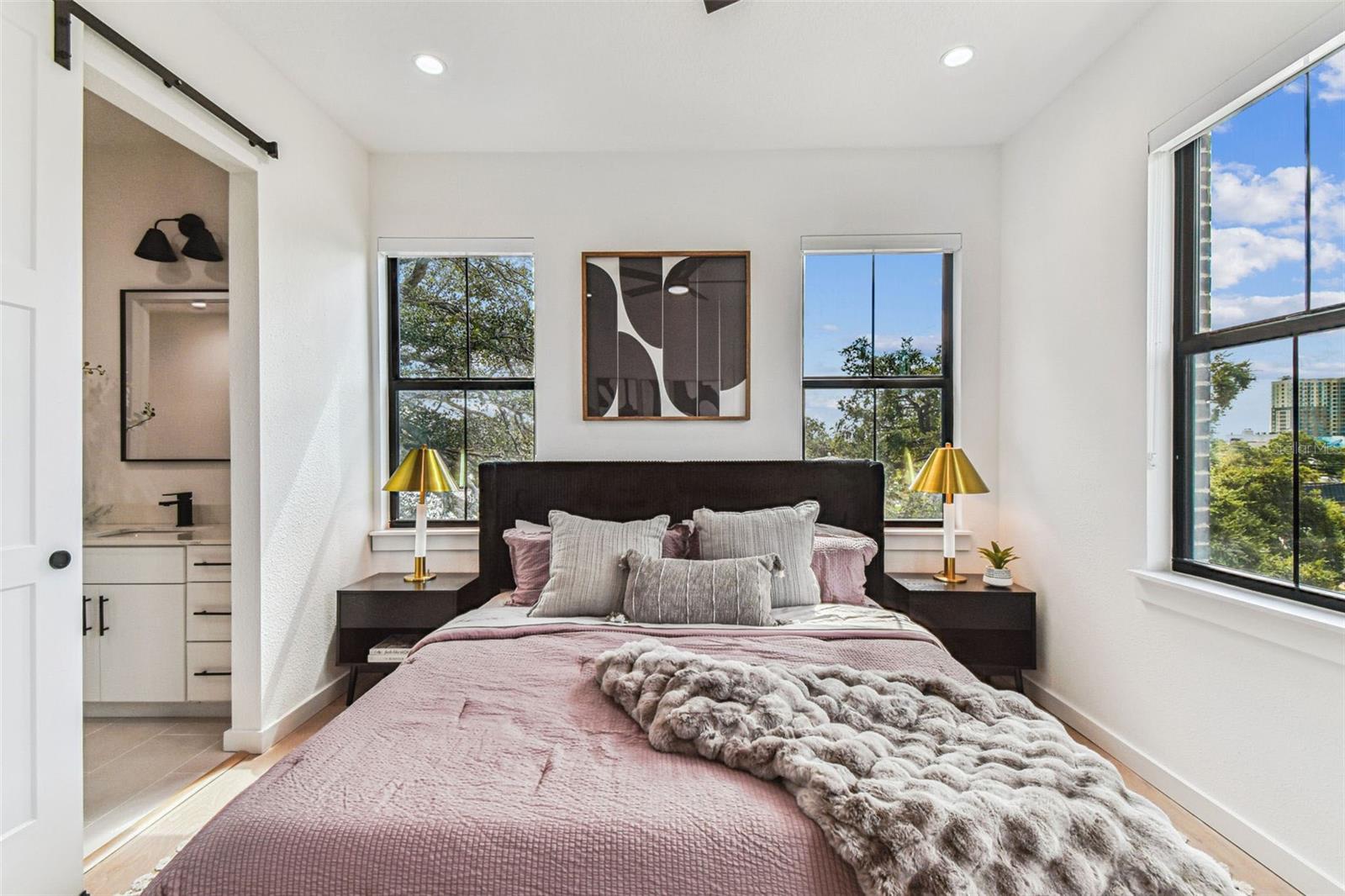 Image 49 of 88 For 1218 Kay Street 12