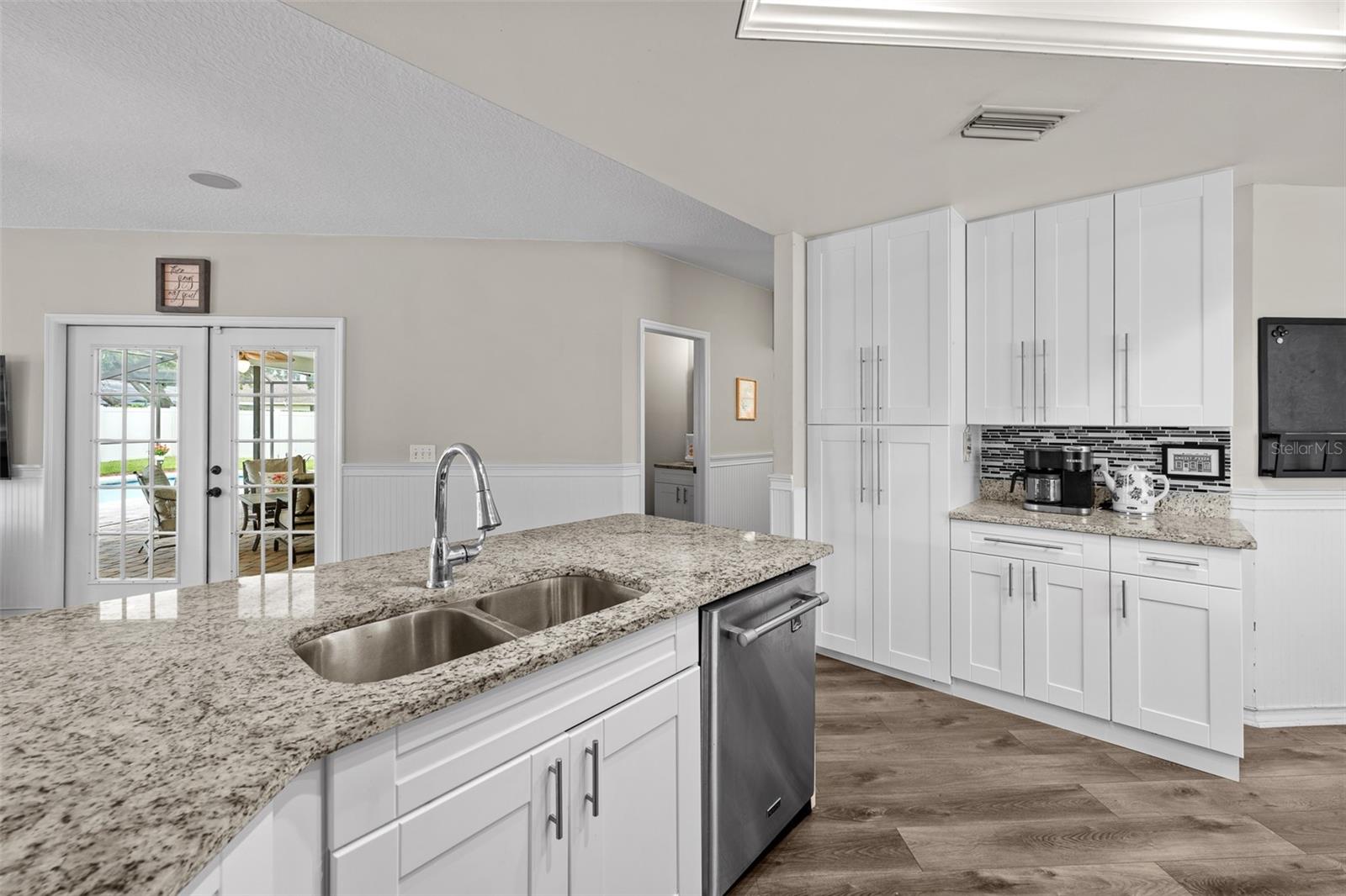 Image 19 of 48 For 15612 Indian Queen Drive