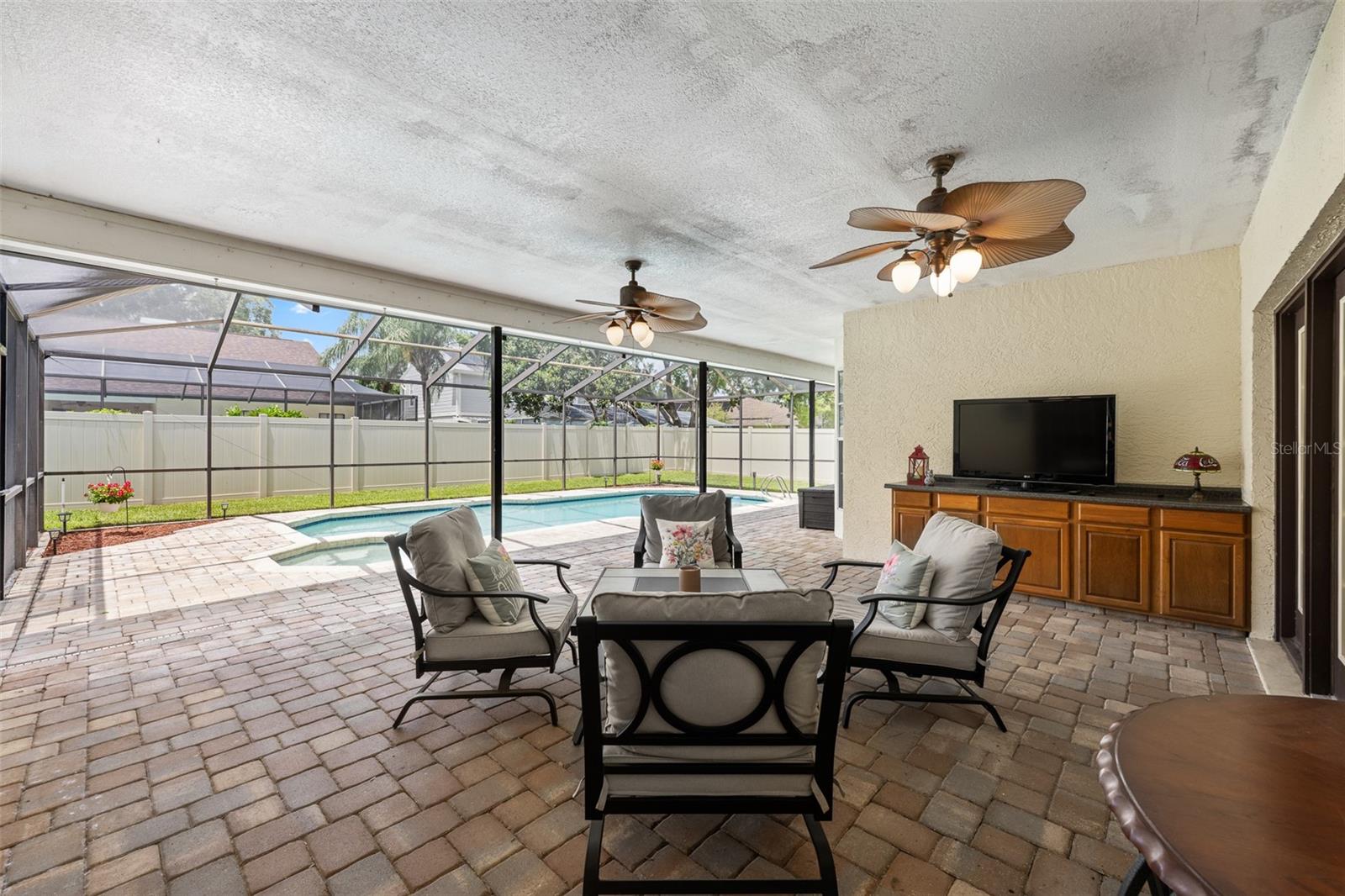 Image 27 of 48 For 15612 Indian Queen Drive