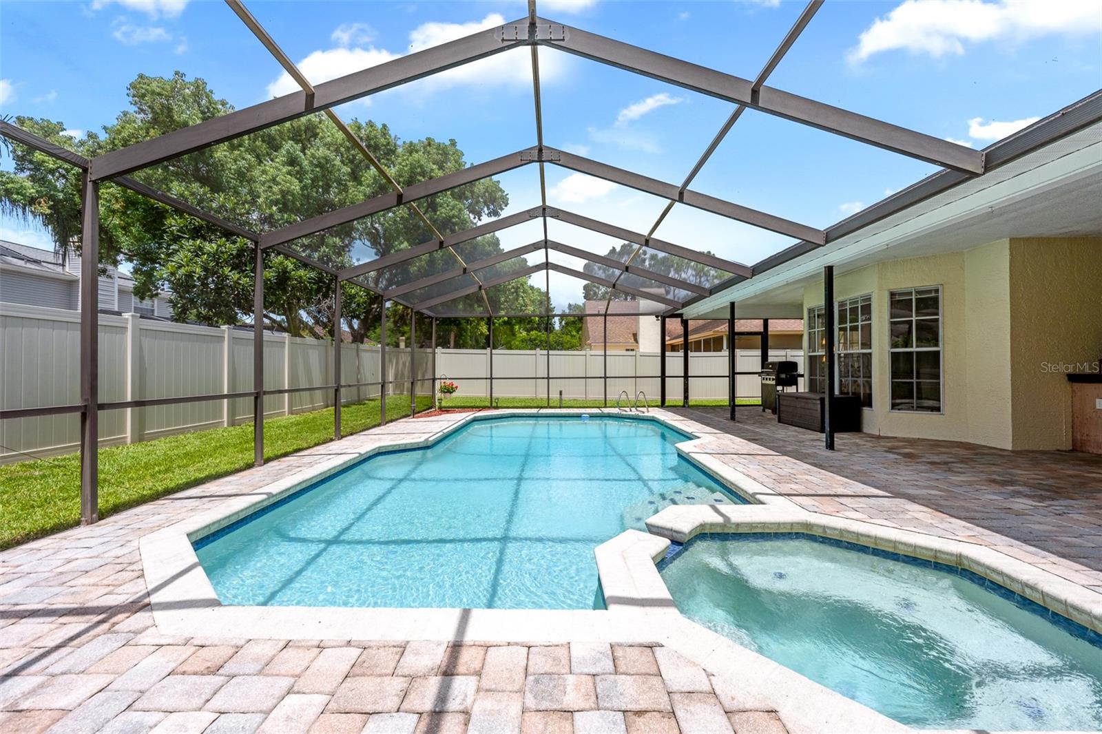 Image 32 of 48 For 15612 Indian Queen Drive