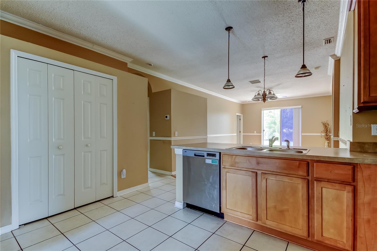 Image 13 of 60 For 10708 Northridge Court