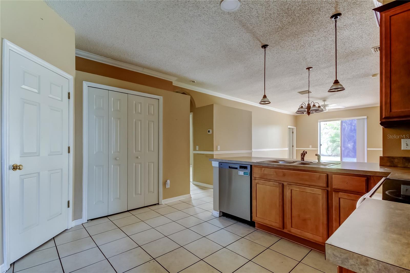 Image 9 of 60 For 10708 Northridge Court