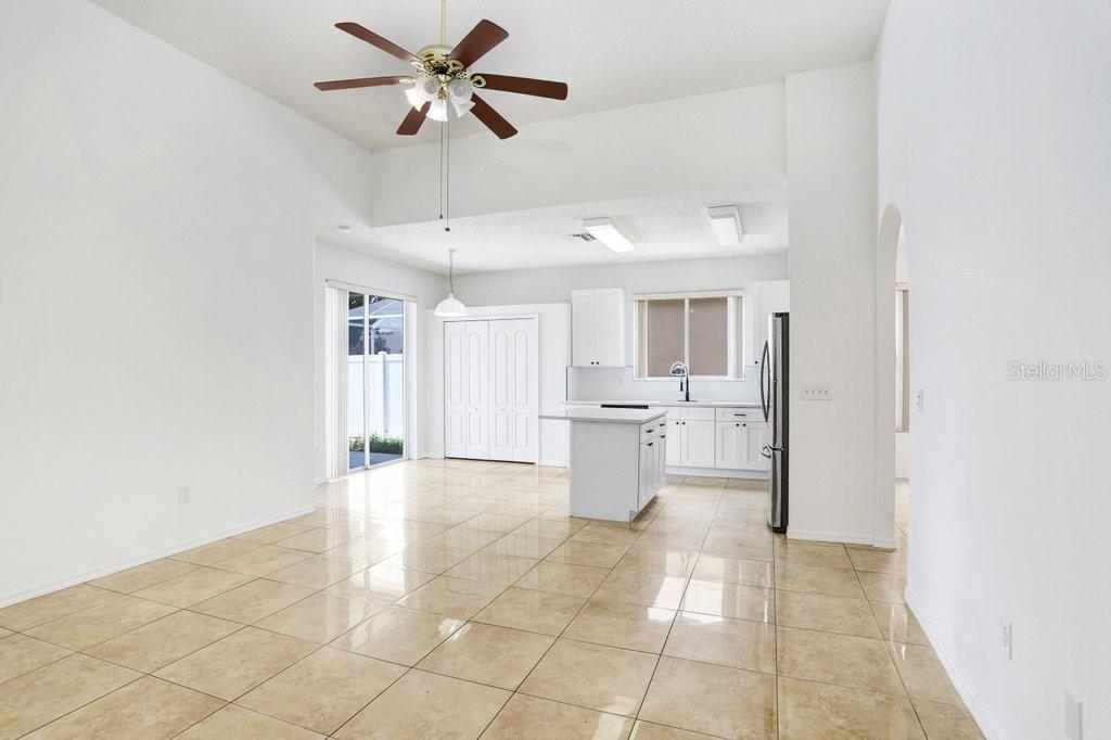 Image 11 of 29 For 930 Grand Canyon Drive