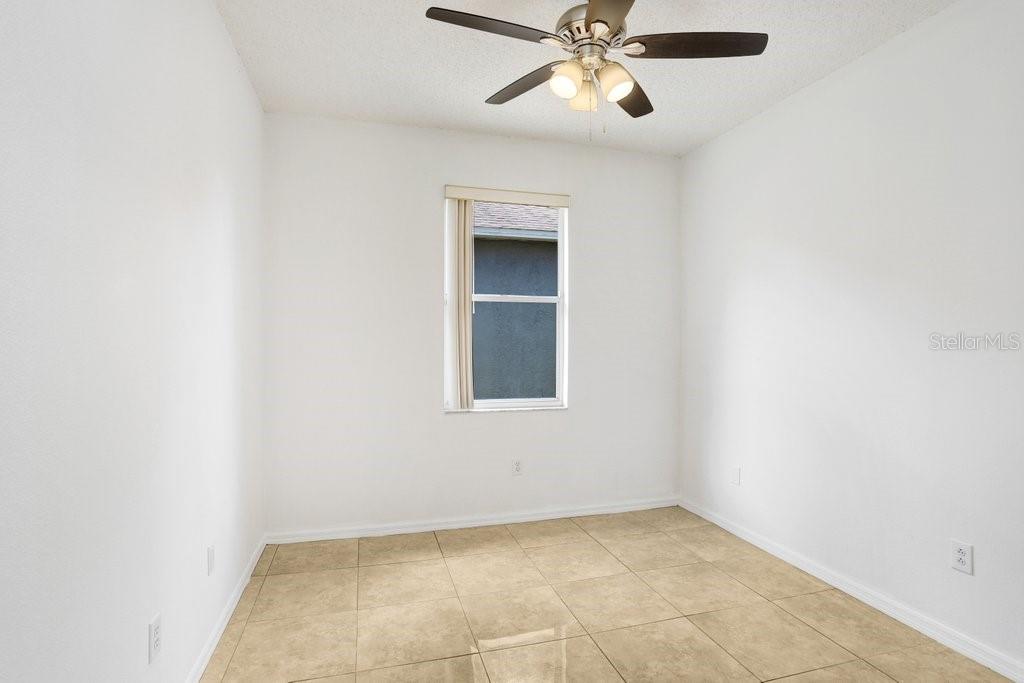 Image 26 of 29 For 930 Grand Canyon Drive