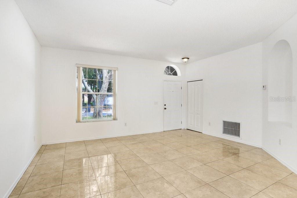 Image 6 of 29 For 930 Grand Canyon Drive