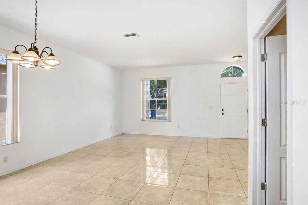 Image 8 of 29 For 930 Grand Canyon Drive