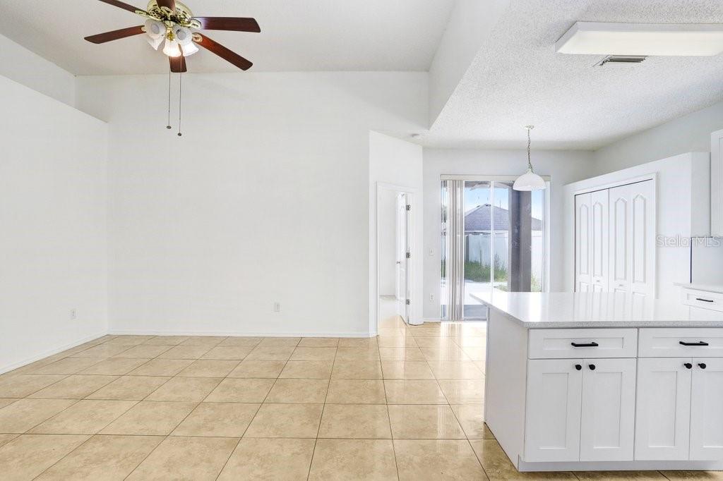 Image 9 of 29 For 930 Grand Canyon Drive