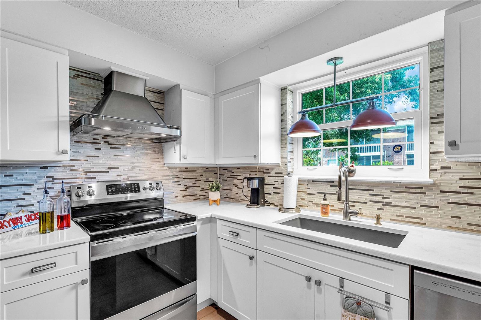 Image 7 of 27 For 3847 35th Way S 105
