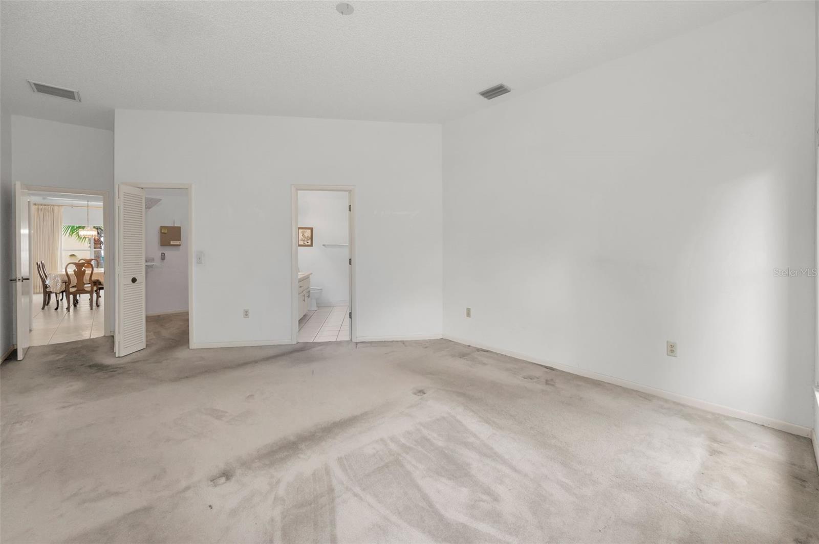 Image 29 of 80 For 2796 Challenger Drive