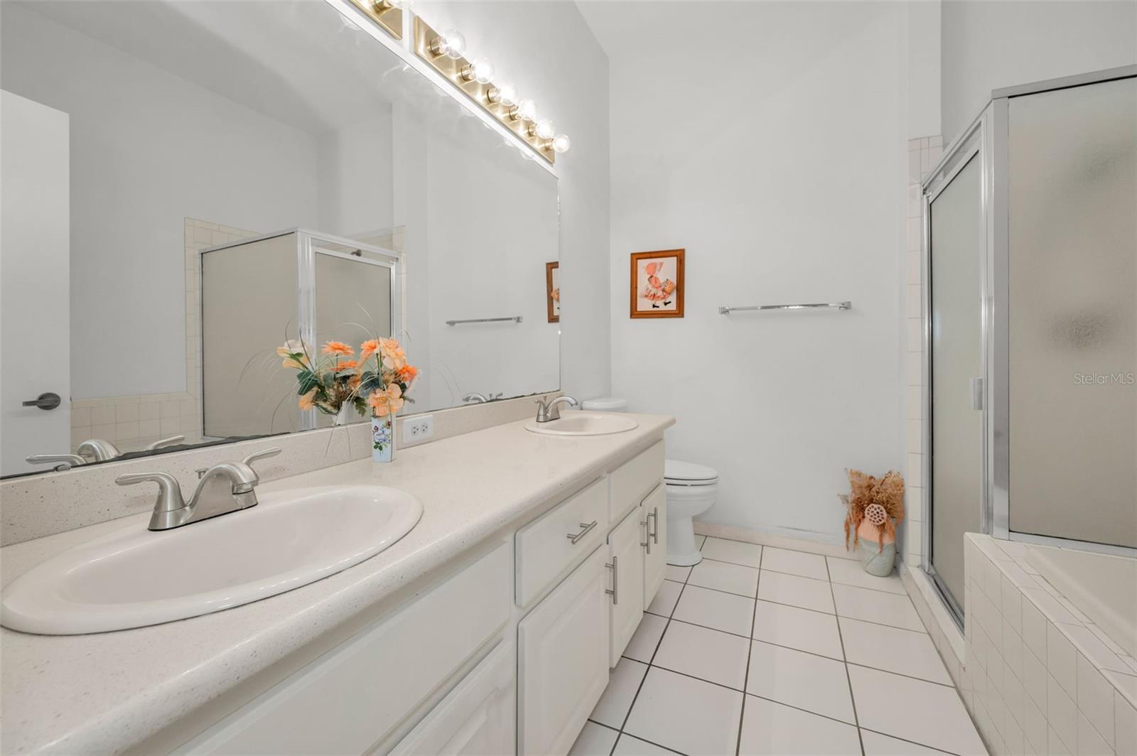 Image 30 of 80 For 2796 Challenger Drive