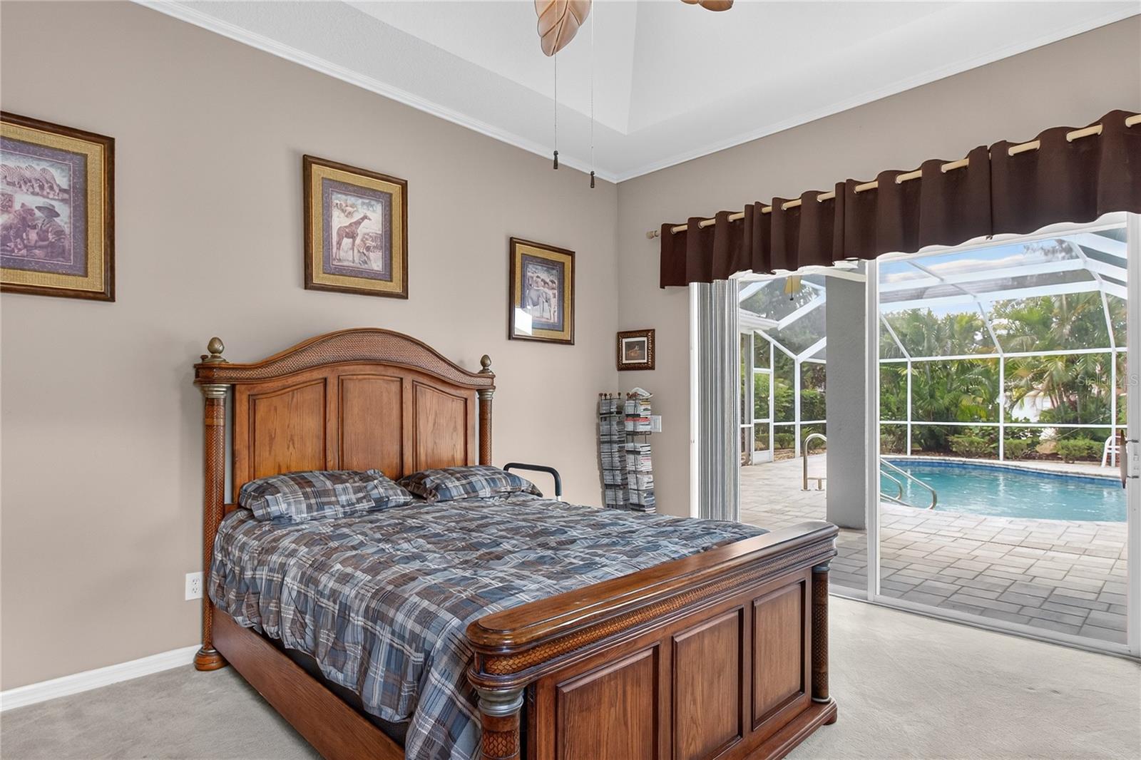 Image 17 of 37 For 488 Bridle Path Way