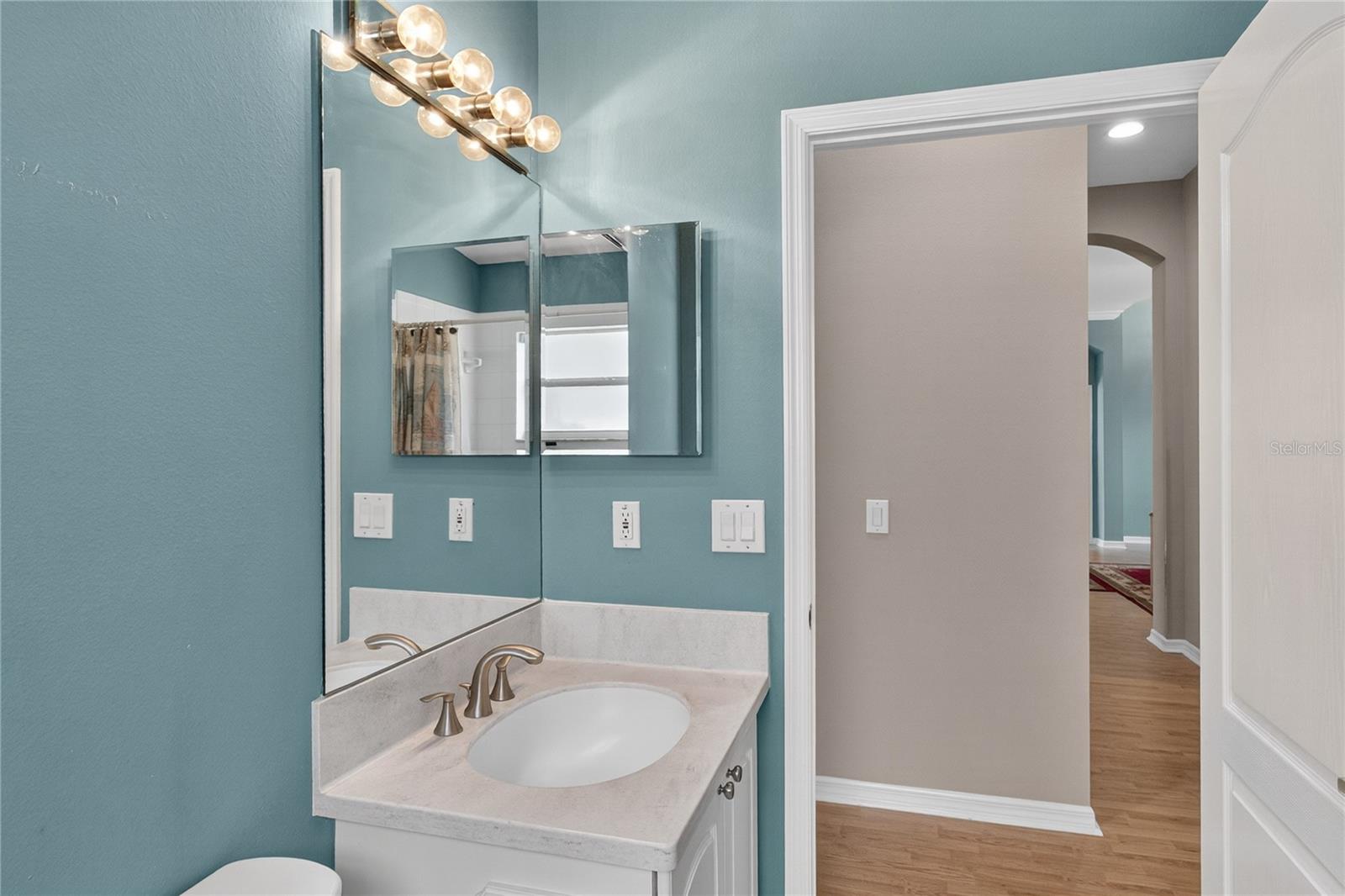 Image 23 of 37 For 488 Bridle Path Way