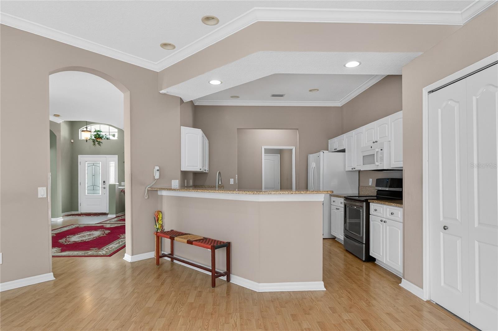 Image 8 of 37 For 488 Bridle Path Way