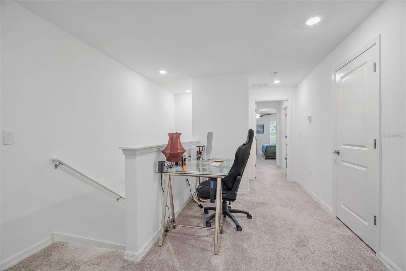 Image 17 of 40 For 6033 Acara Lane
