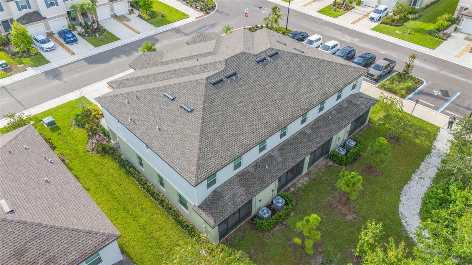 Image 31 of 40 For 6033 Acara Lane