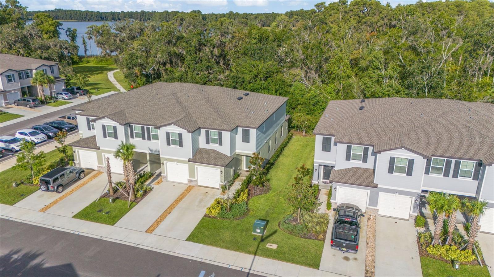 Image 4 of 40 For 6033 Acara Lane