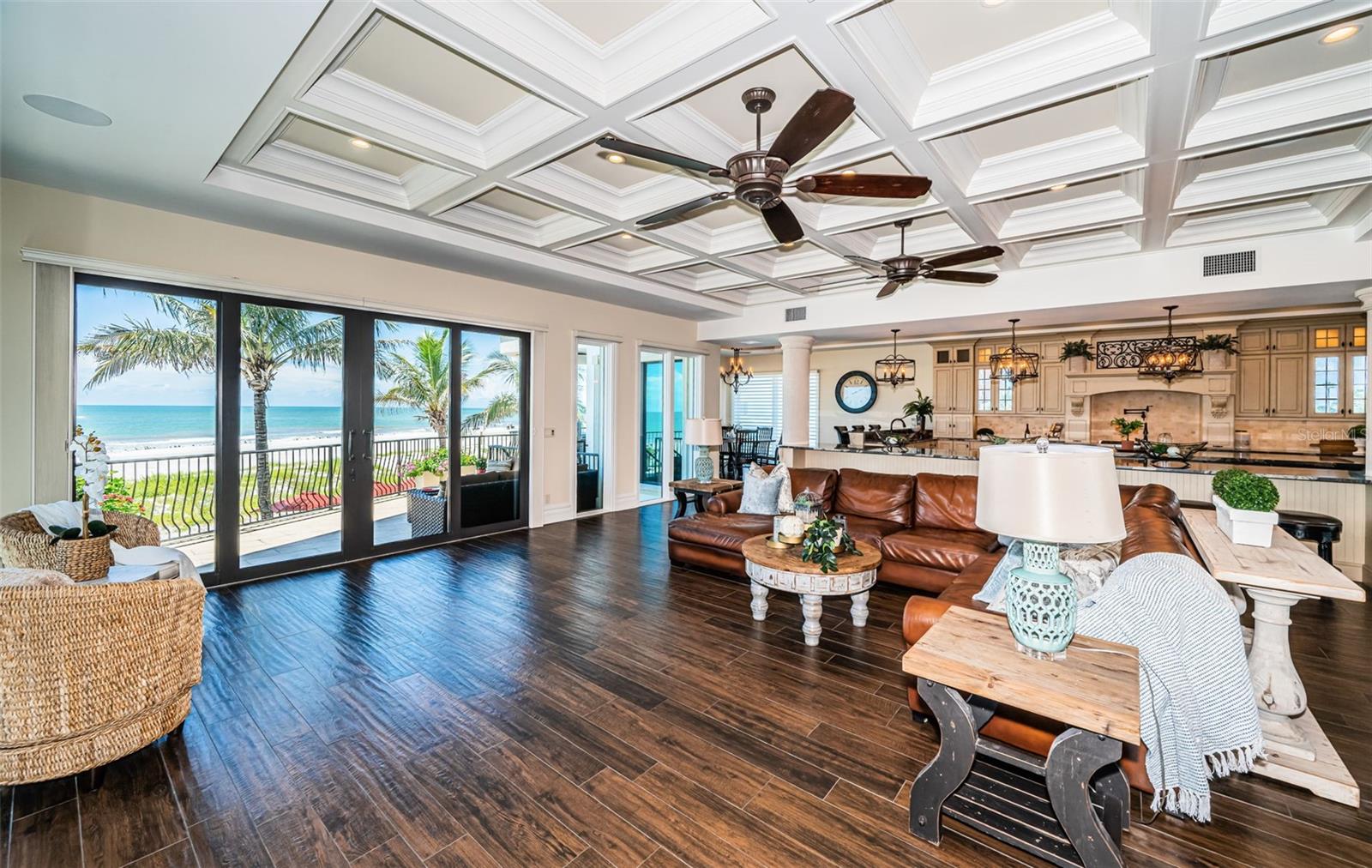 Listing photo id 12 for 17824 Lee Avenue