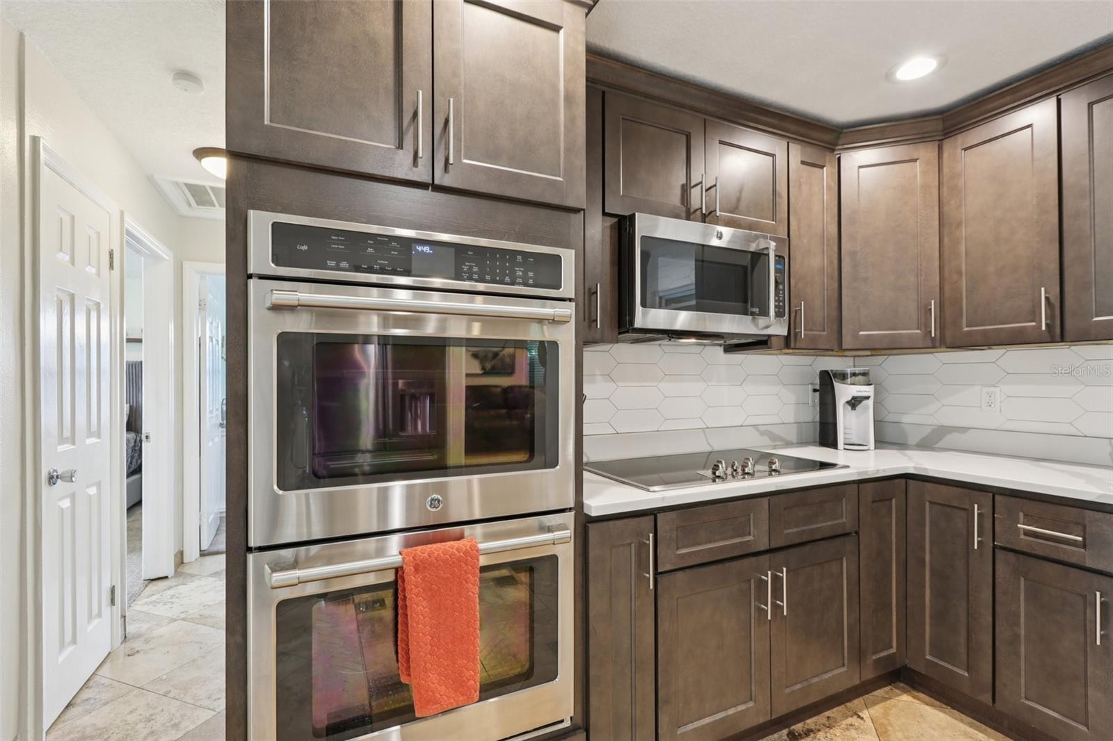 Image 9 of 32 For 7241 13th Street N