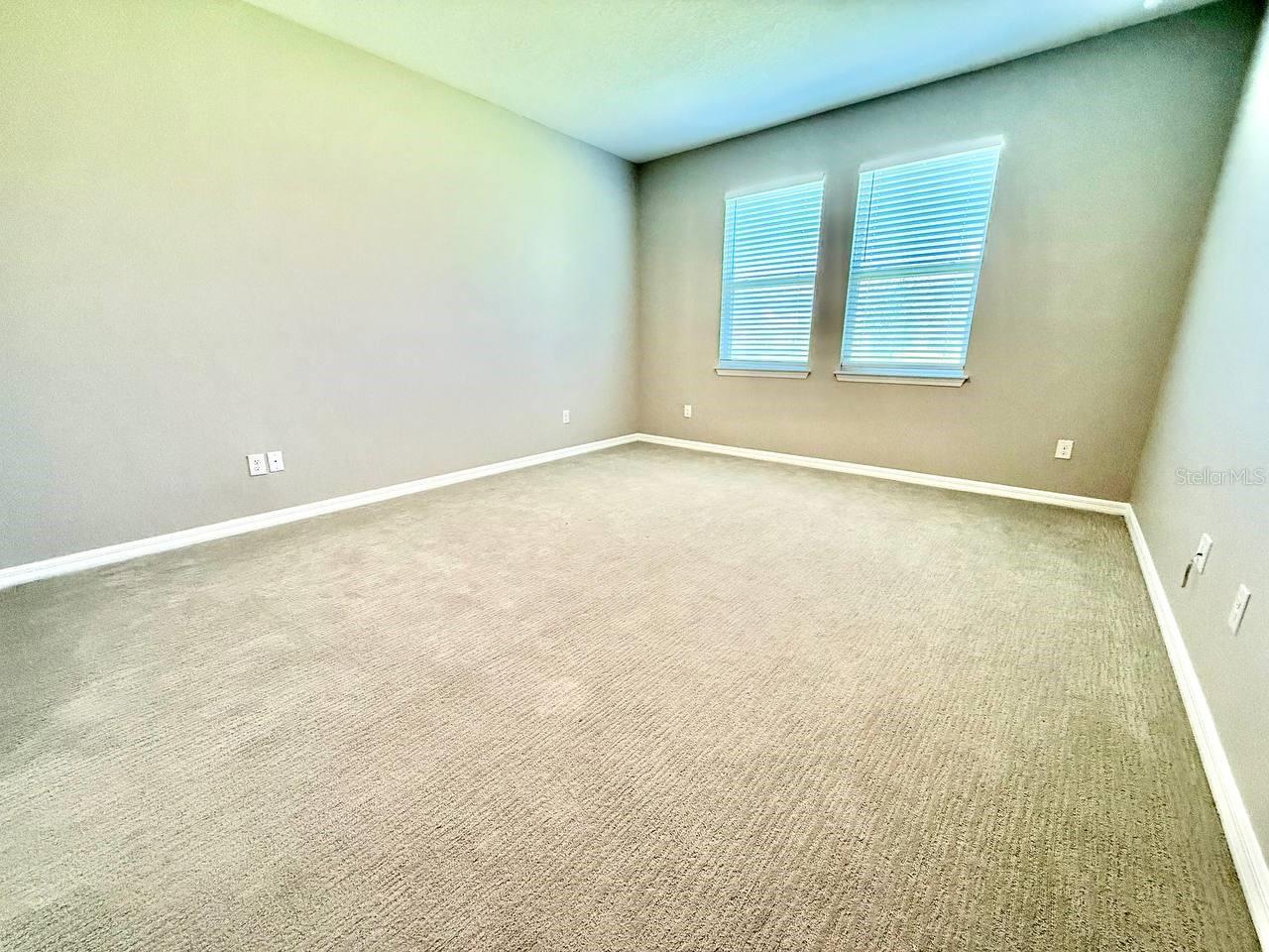 Image 16 of 43 For 34329 Evergreen Hill Court