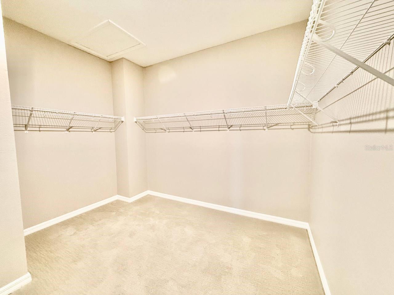 Image 21 of 43 For 34329 Evergreen Hill Court