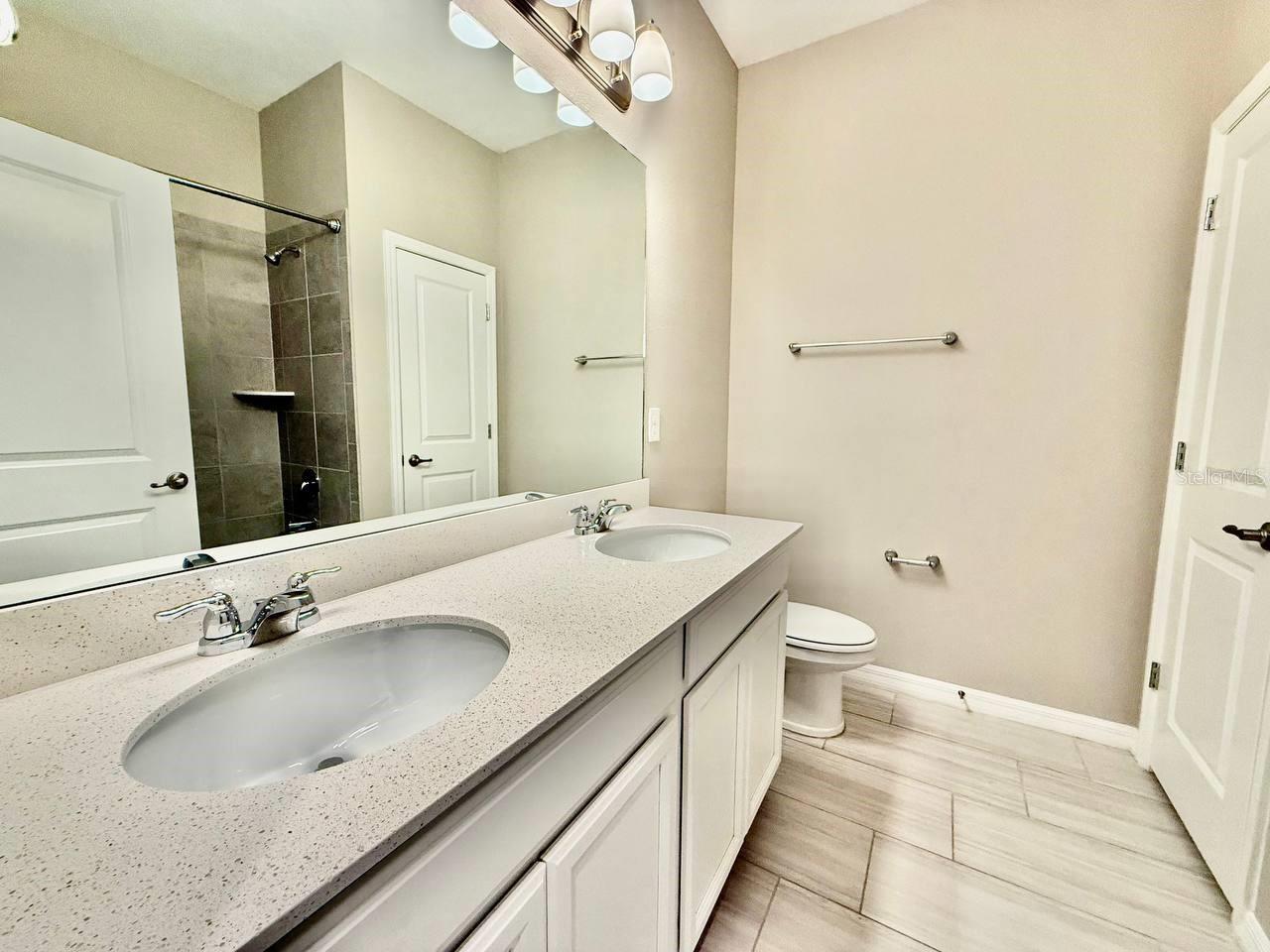 Image 30 of 43 For 34329 Evergreen Hill Court