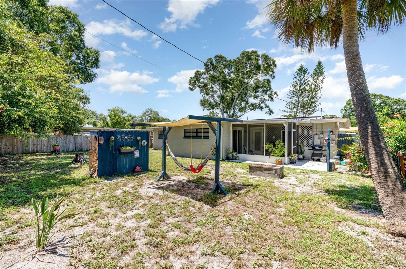 Image 22 of 23 For 1104 Greenwood Way