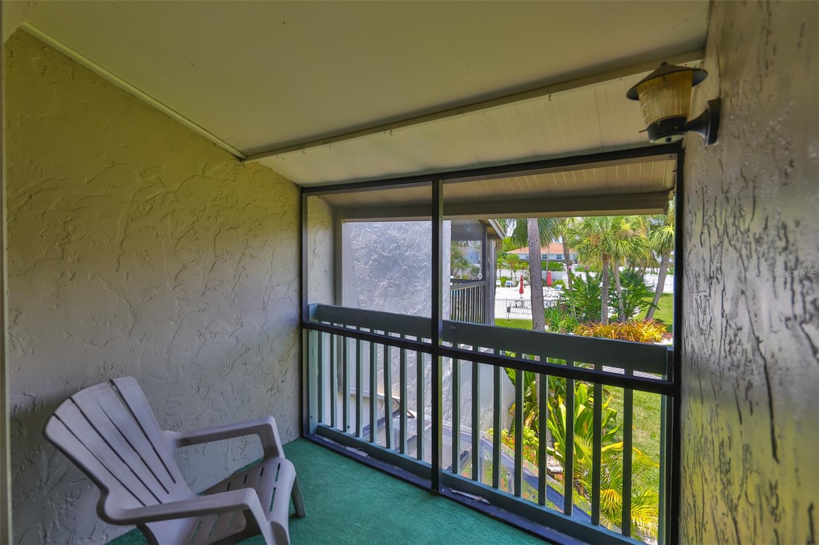 Image 18 of 33 For 1028 Apollo Beach Boulevard 8