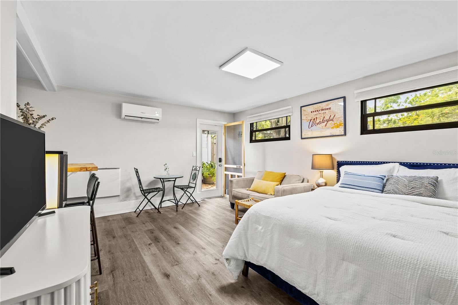 Image 13 of 21 For 2859 Dartmouth Avenue N 411 29th S