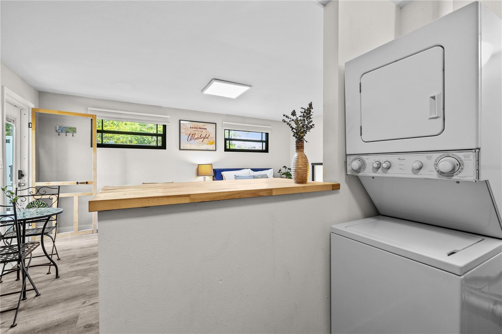 Image 17 of 21 For 2859 Dartmouth Avenue N 411 29th S