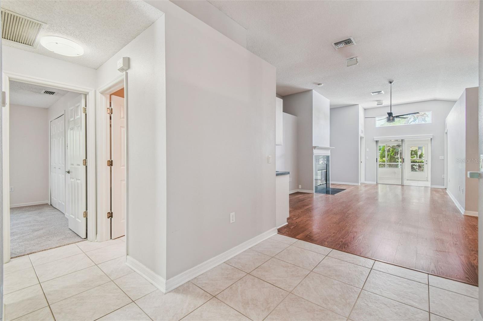 Image 10 of 76 For 1747 Orchardgrove Avenue