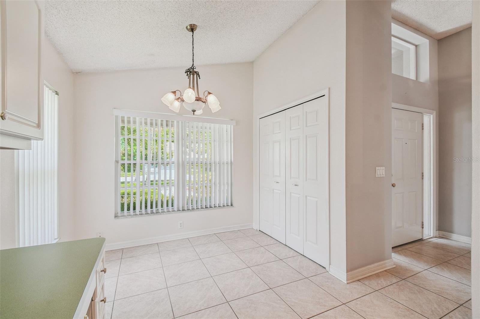 Image 13 of 76 For 1747 Orchardgrove Avenue