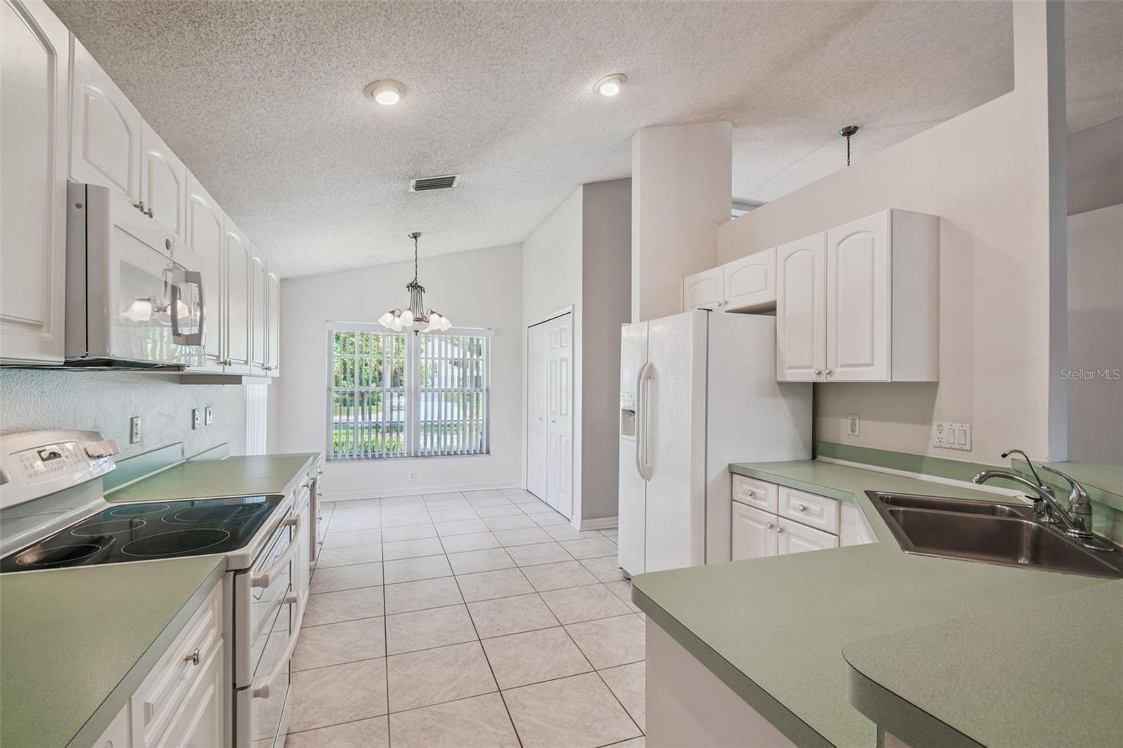 Image 20 of 76 For 1747 Orchardgrove Avenue